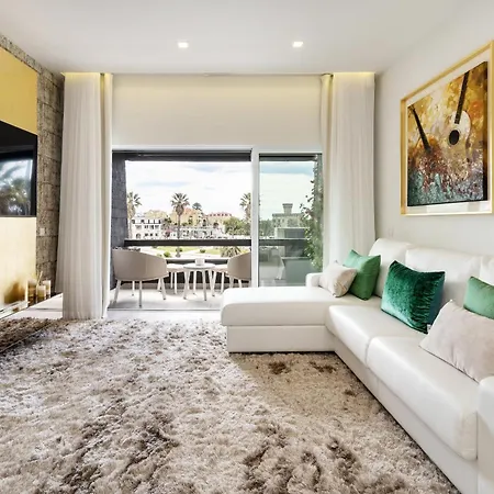 Apartment Garden Views By Homing Estoril